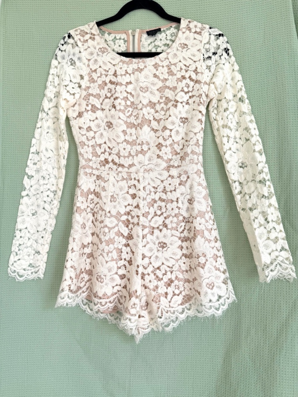 NBD White Floral Short Jumpsuit Lace Long Sleeve